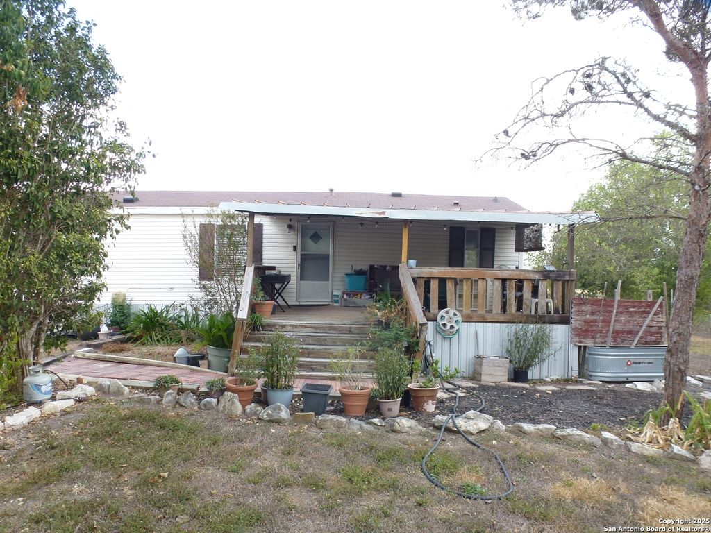 Photo of 288 Park Valley, Cibolo, TX 78108 (MLS # 1918361)