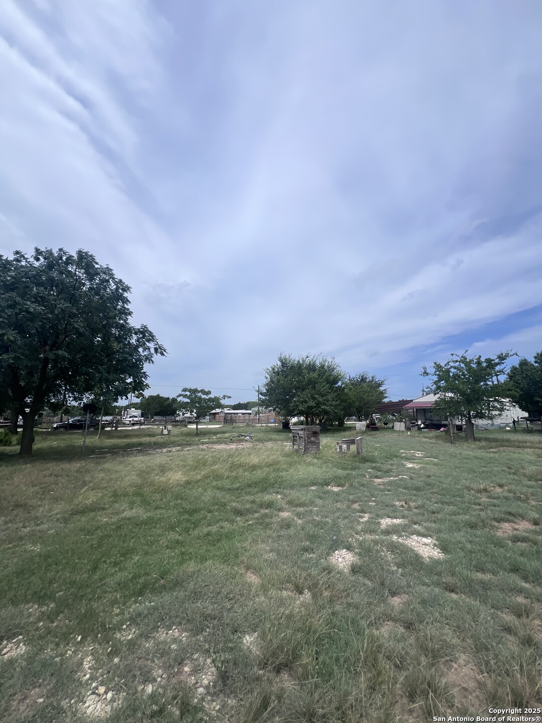 707 Mountain View