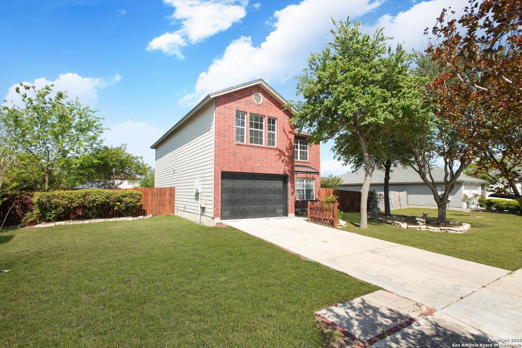 Photo of 3422 quintana, Seguin, TX 78155 (MLS # 1927449)