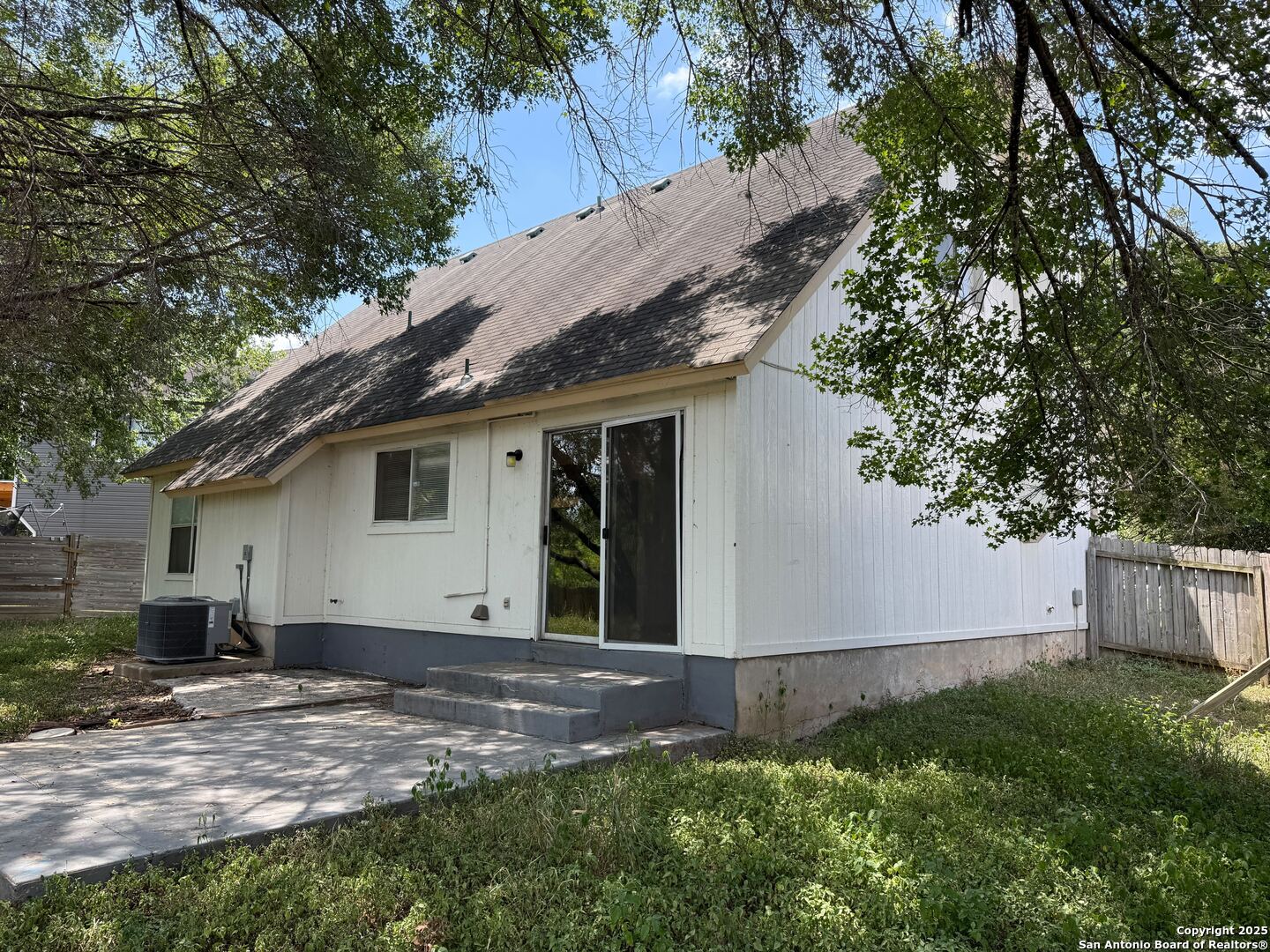 4547 Stradford