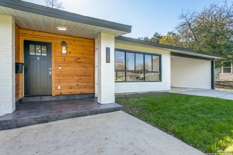 A home in Terrell Hills