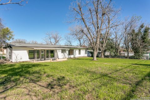 A home in Terrell Hills