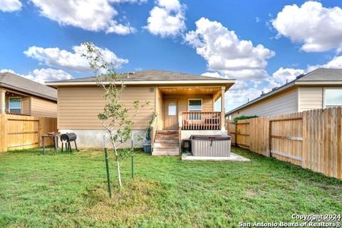 A home in Floresville