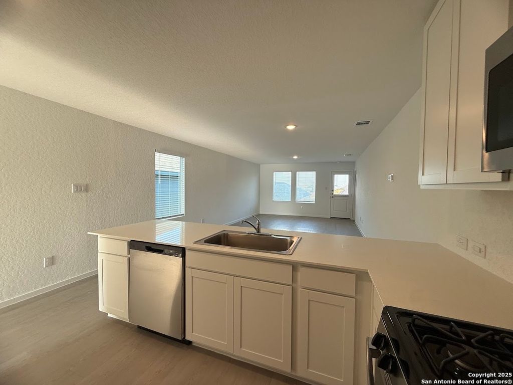 Photo of 224 Ottawa Way, New Braunfels, TX 78130 (MLS # 1928453)