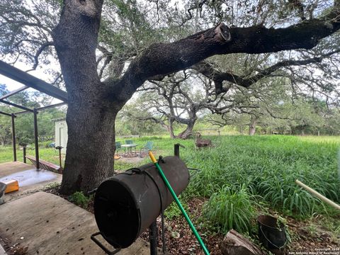 A home in Poteet