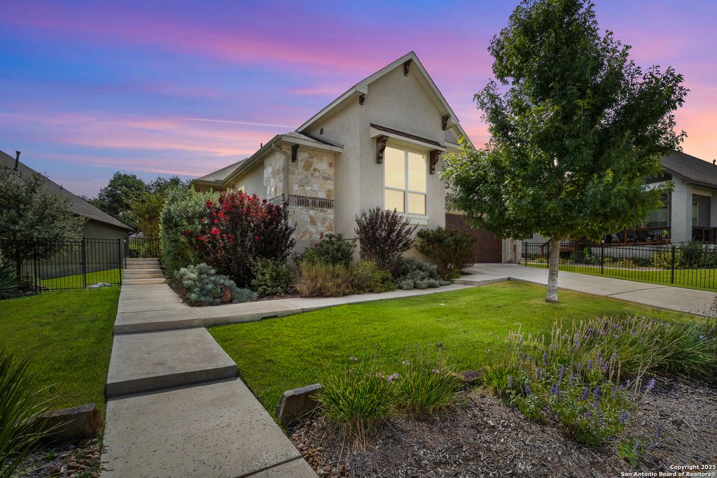 Photo of 123 Gaucho, Boerne, TX 78006 (MLS # 1898167)