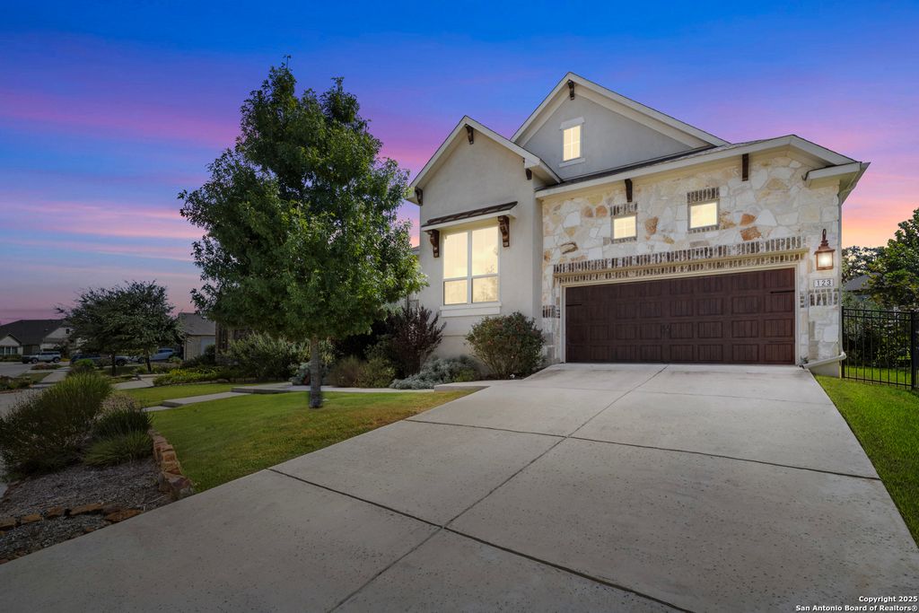 Photo of 123 Gaucho, Boerne, TX 78006 (MLS # 1898167)