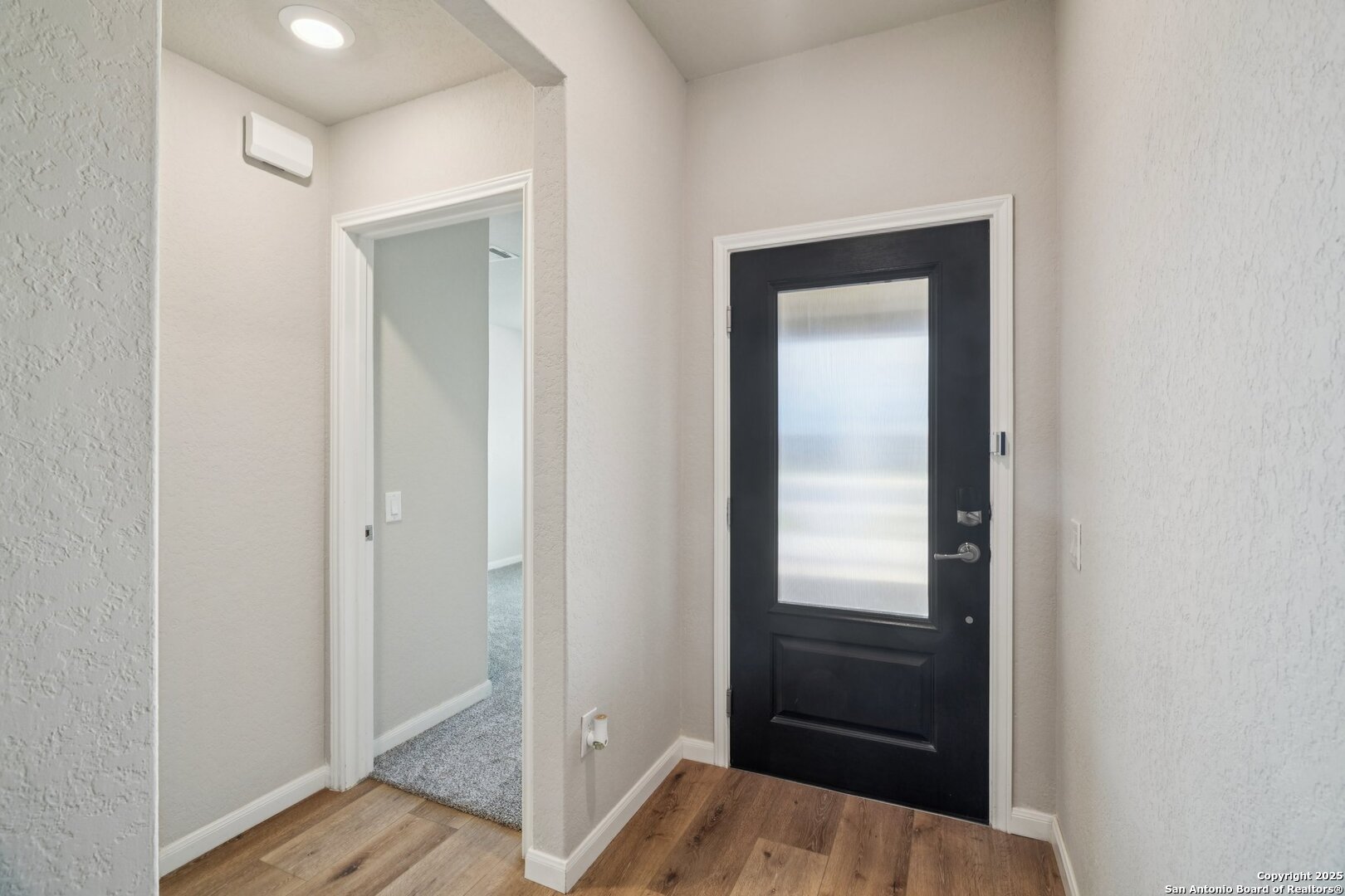 751 Vermilion