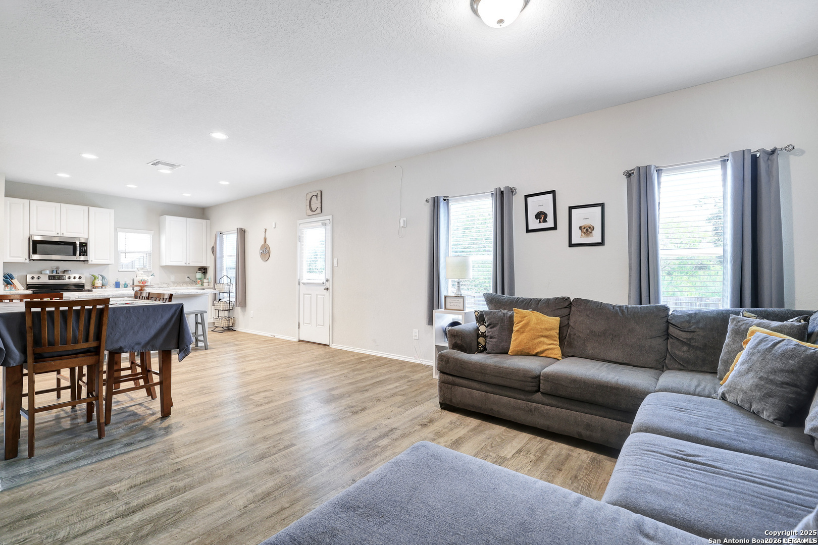 10514 LETUS OAK