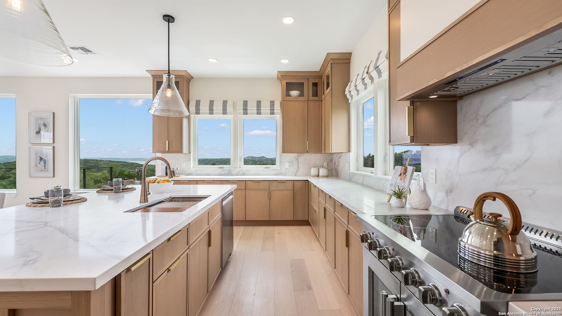3140 Westview
