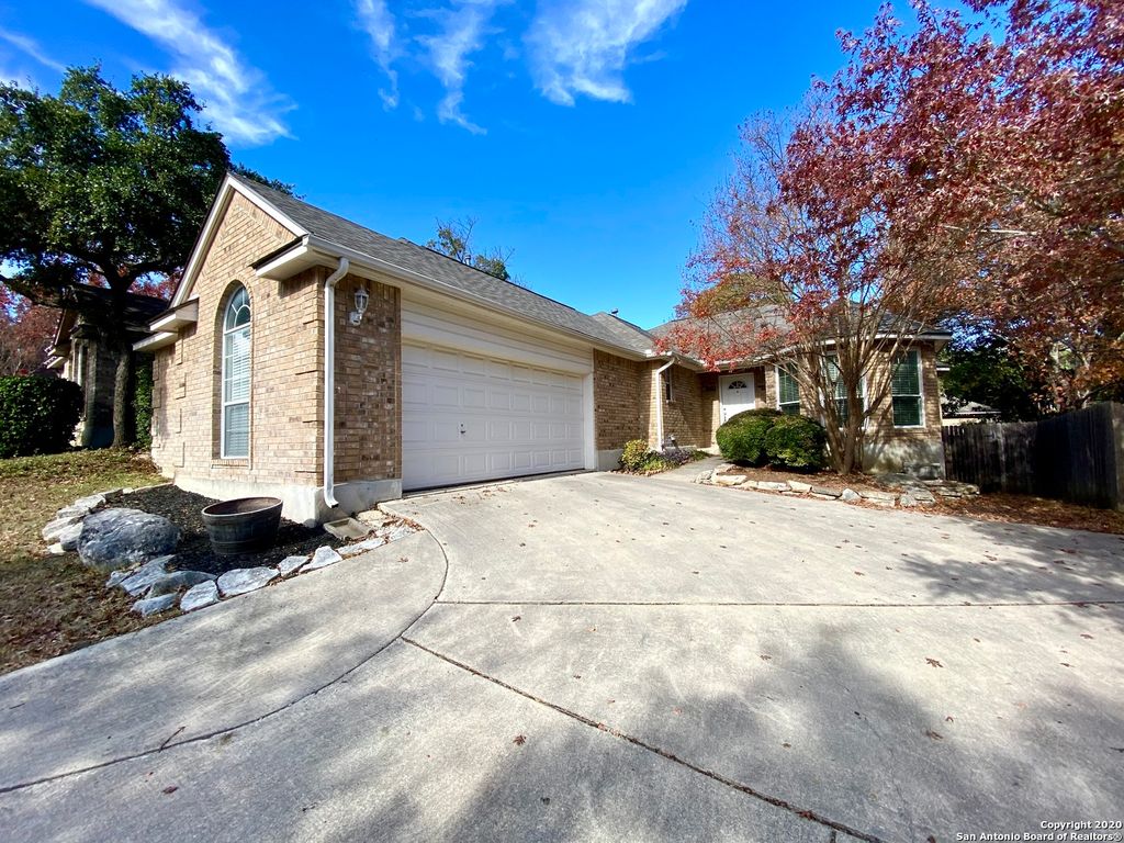 Photo of 6635 SHADY BEND DR, San Antonio, TX 78256 (MLS # 1957865)