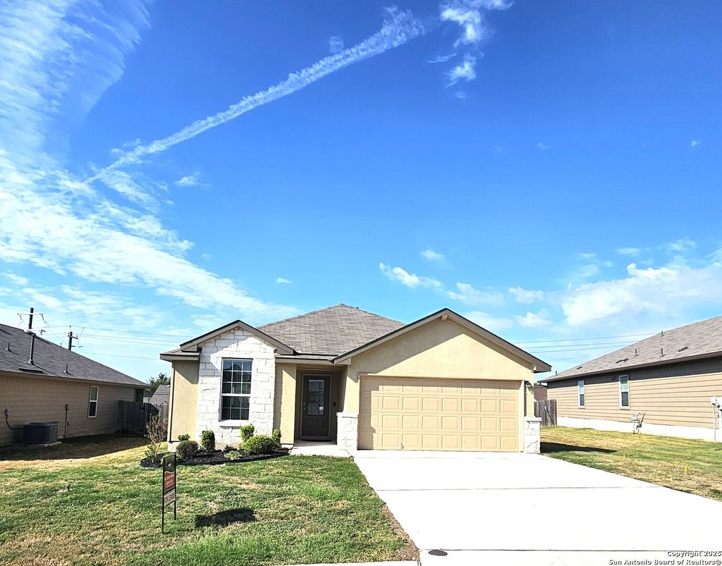 Photo of 181 HARLEY HAY, Cibolo, TX 78108 (MLS # 1898781)