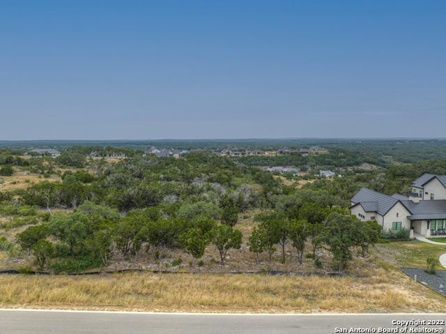615 Carson Ridge