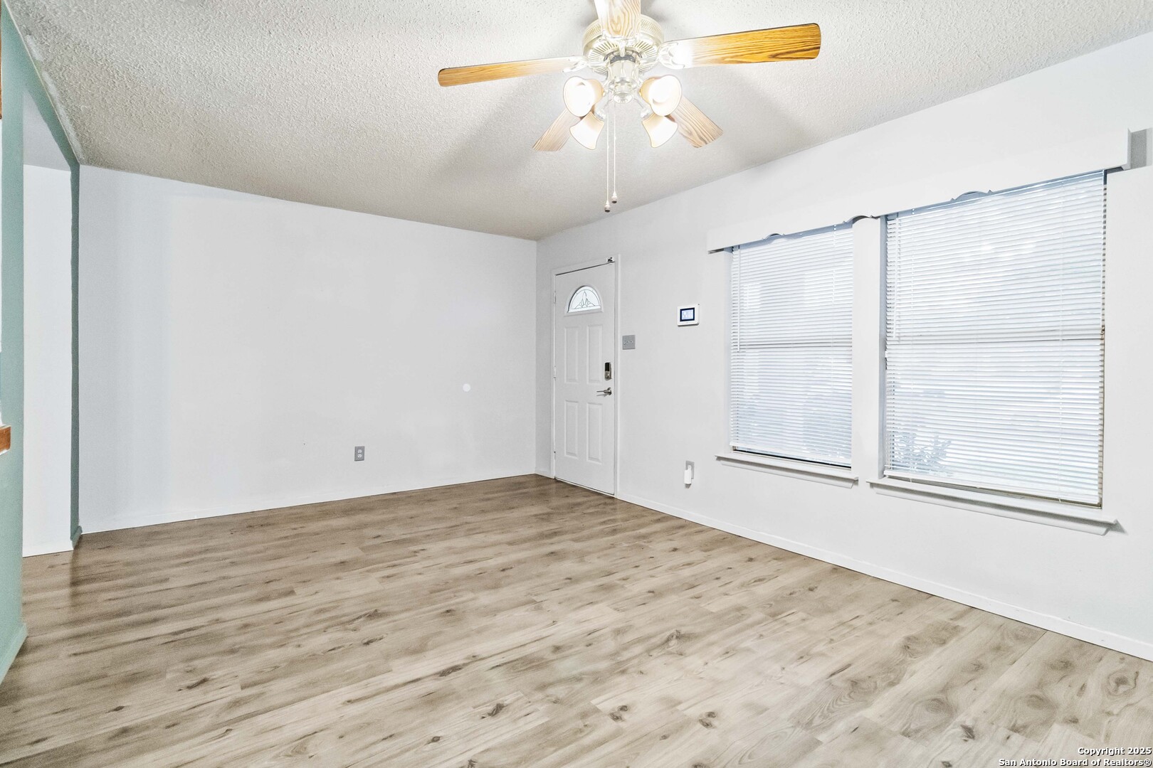 8138 Easy Meadow