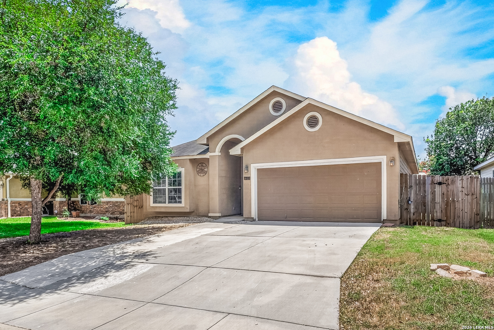 Photo 1 of 35 — 14411 CORRAL CT, Elmendorf, TX 78112