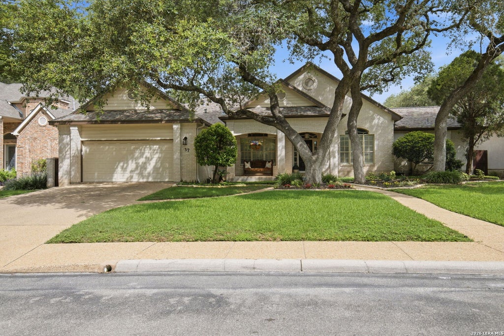 Photo of 37 Rogers Wood, San Antonio, TX 78248 (MLS # 1991990)