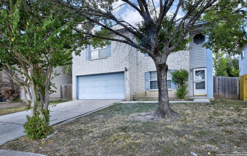 Photo of 10515 Talon Pt, San Antonio, TX 78254 (MLS # 1915248)