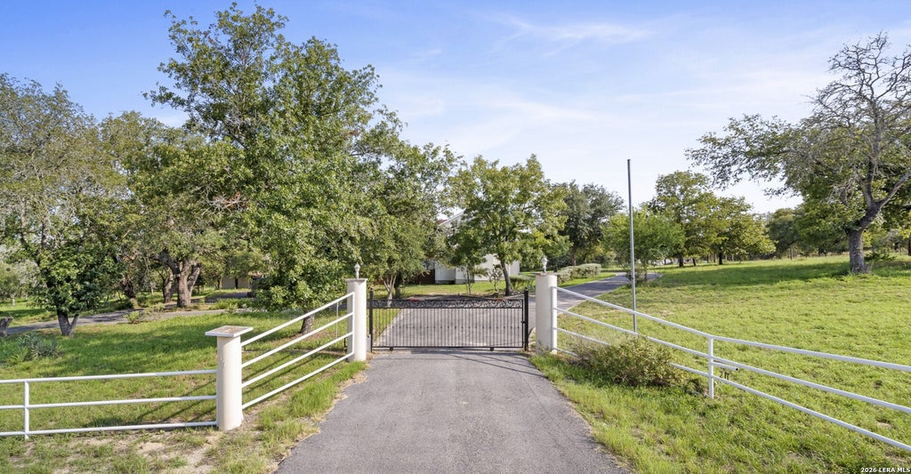 Photo of 217 SKY VIEW DR, Adkins, TX 78101 (MLS # 2007776)