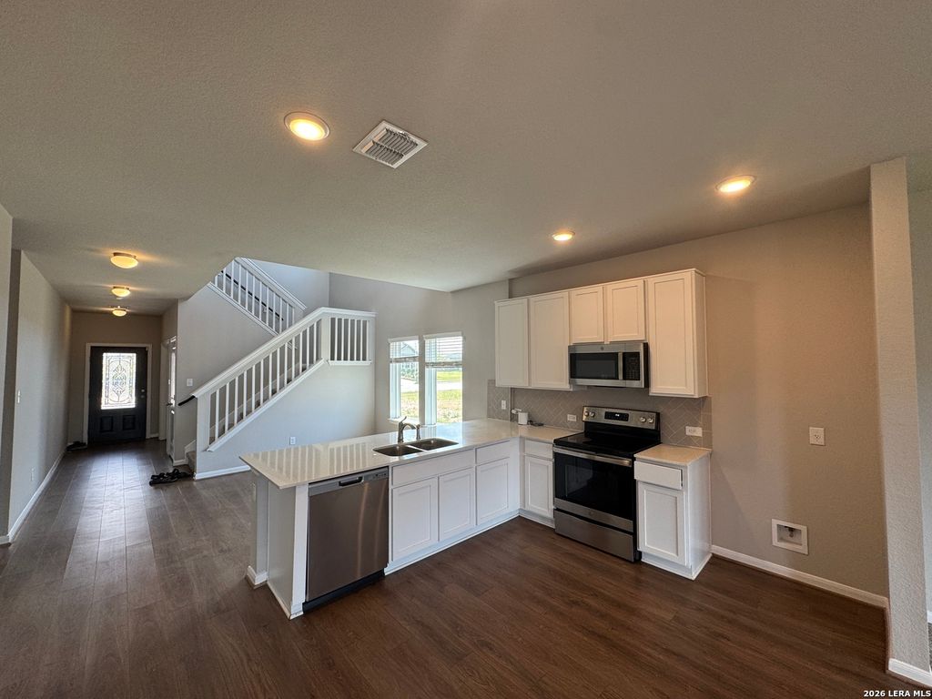 Photo of 416 Jacks Pl, Seguin, TX 78155 (MLS # 1999864)