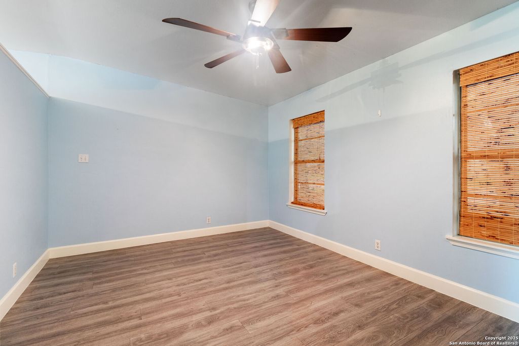 Photo of 800 Brooks Ave, Schertz, TX 78154 (MLS # 1925286)