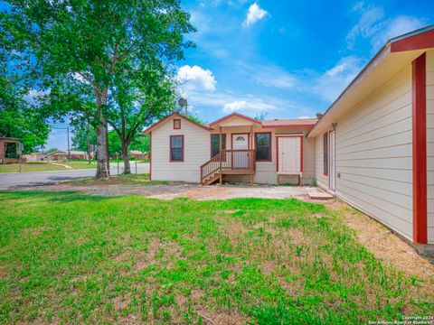 A home in Pearsall