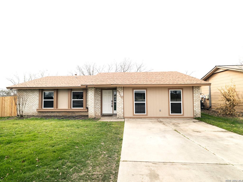 Photo of 5710 green manor, San Antonio, TX 78223 (MLS # 1944134)