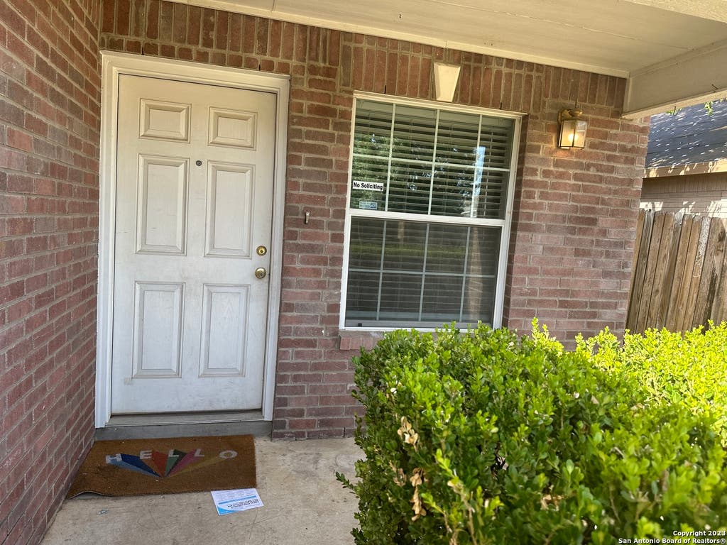 Photo of 10627 SHAENPATH, San Antonio, TX 78254 (MLS # 2005050)