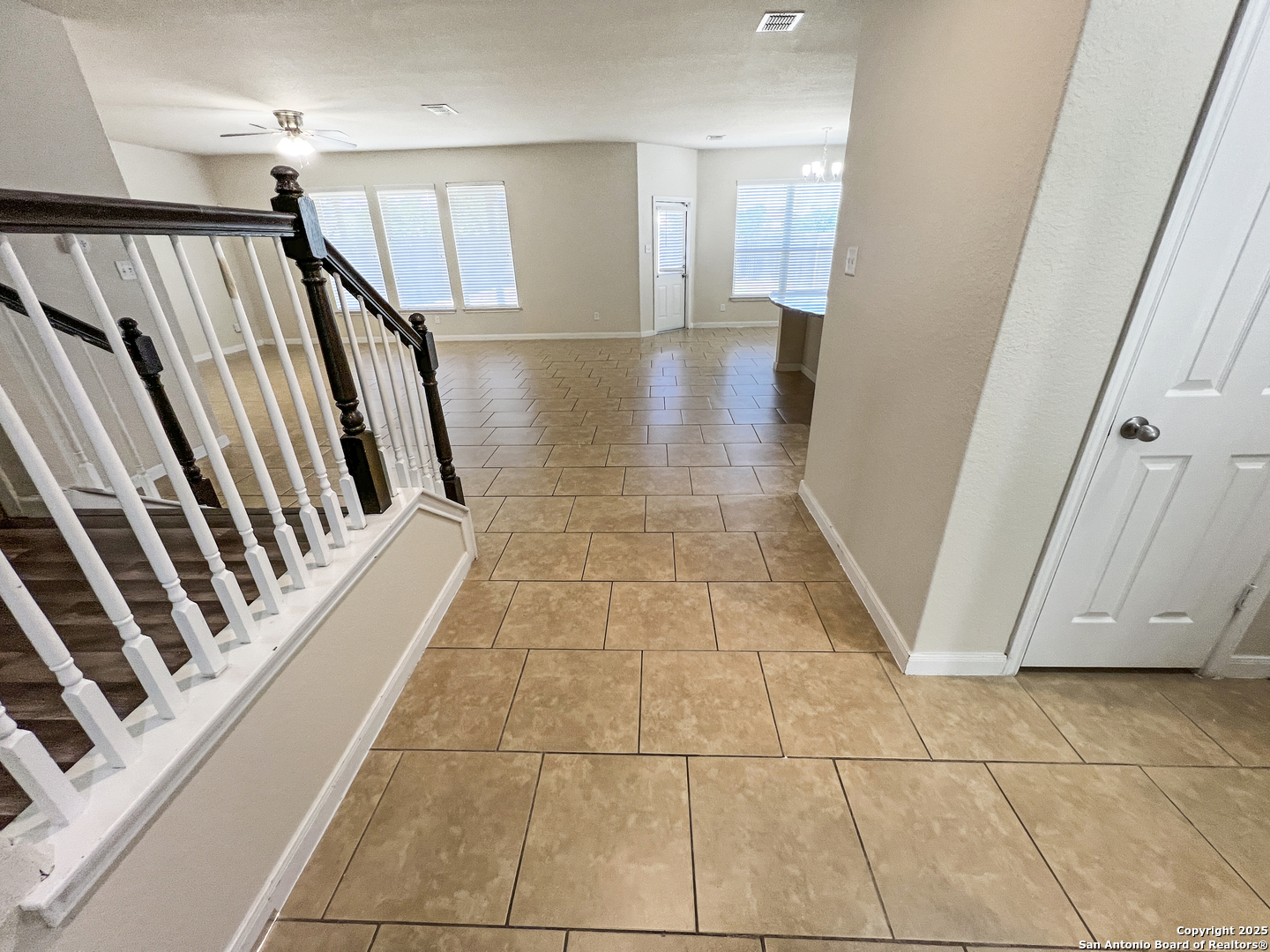 8915 Palmetto Park