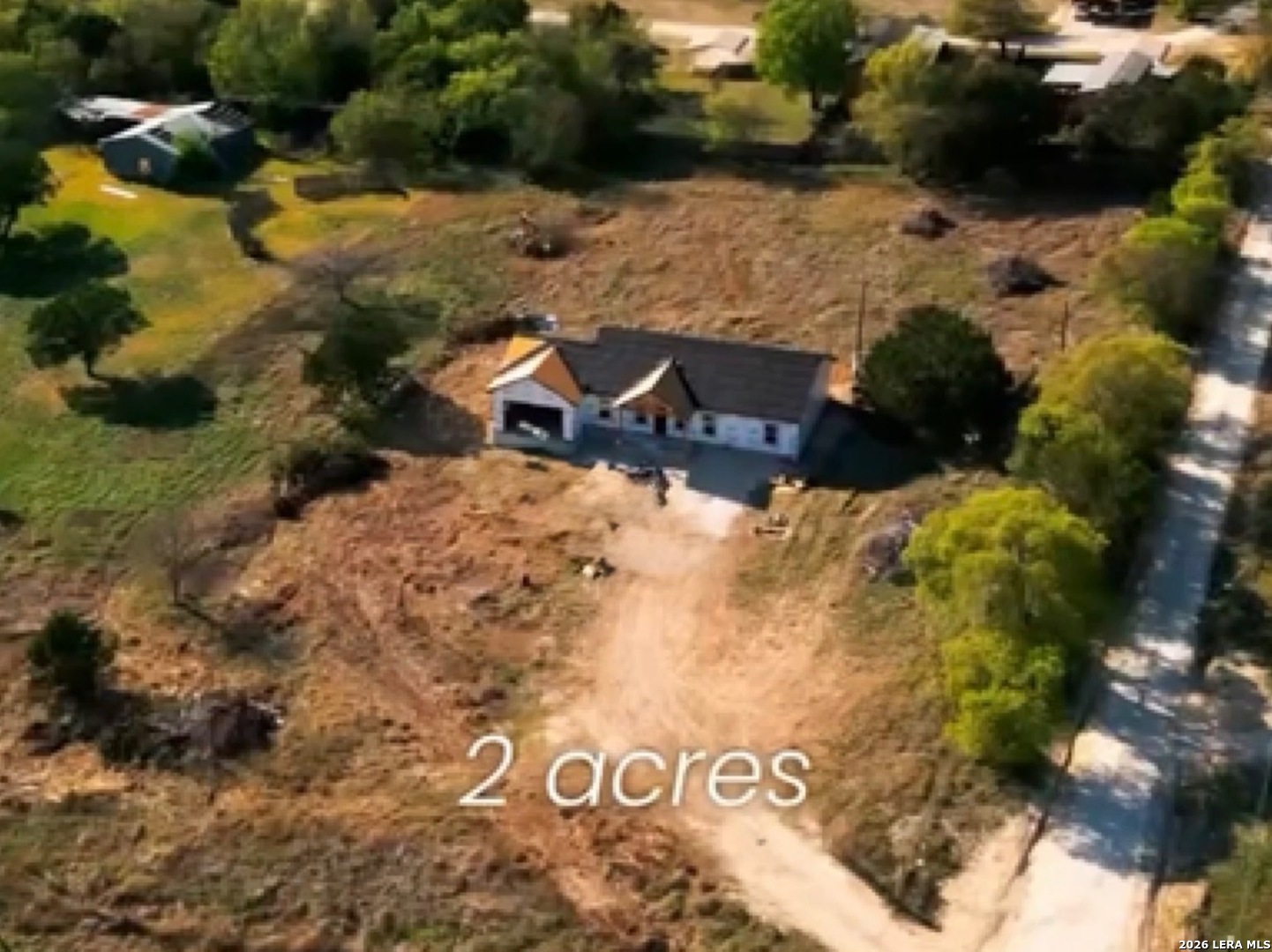 Photo 1 of 11 — 106 VALLEY OAKS LN, Kerrville, TX 78028
