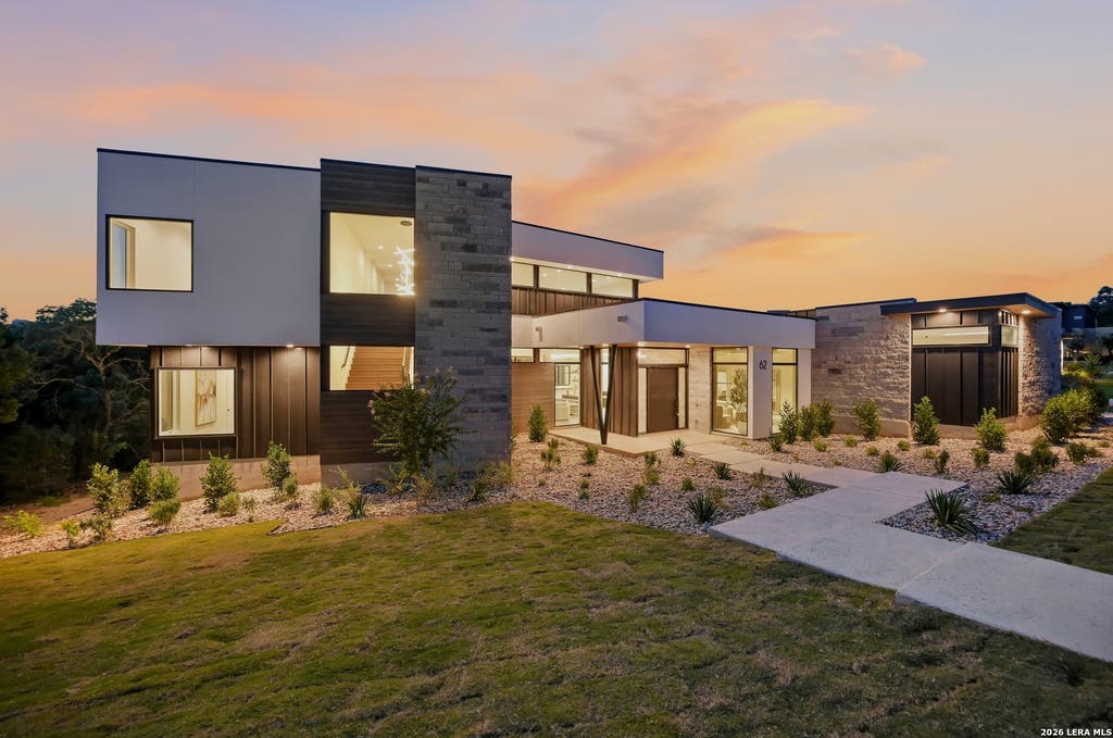 Photo of 62 Via Aragon, San Antonio, TX 78257 (MLS # 2002792)