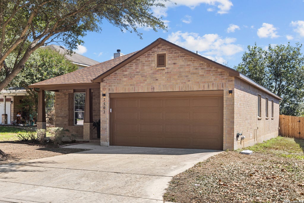 Photo of 7502 CAMINO MNR, Boerne, TX 78015 (MLS # 2022826)