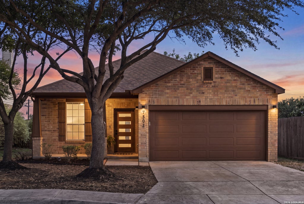 Photo of 7502 CAMINO MNR, Boerne, TX 78015 (MLS # 2022826)