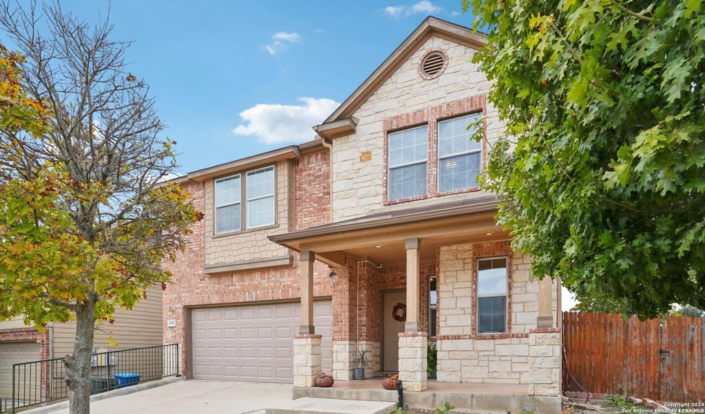 Photo of 224 Hinge Chase, Cibolo, TX 78108 (MLS # 1971843)