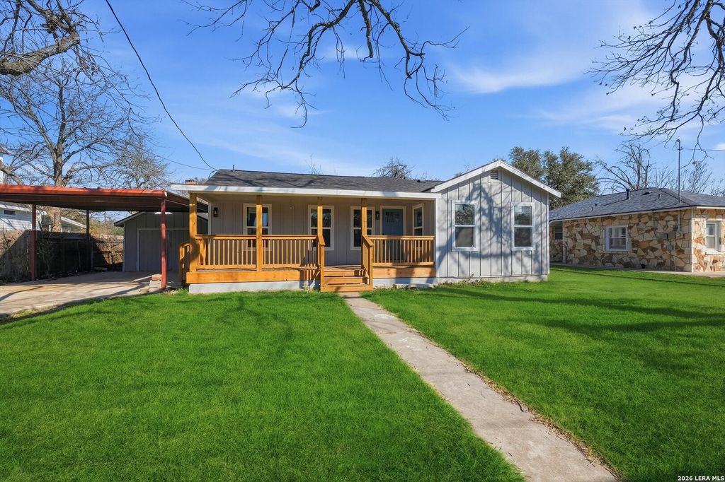 Photo of 808 college, Seguin, TX 78155 (MLS # 1940819)