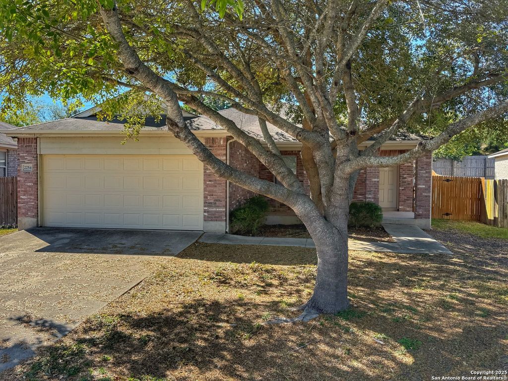 Photo of 2254 Hidden Meadow, New Braunfels, TX 78130 (MLS # 1923402)