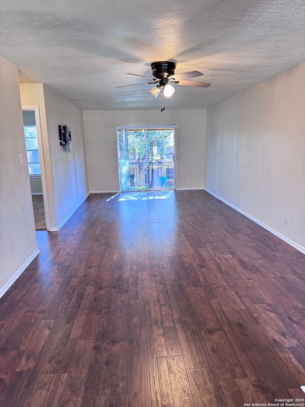 Photo of 923 Vance Jackson Rd 1404 #1404, San Antonio, TX 78202 (MLS # 1929653)