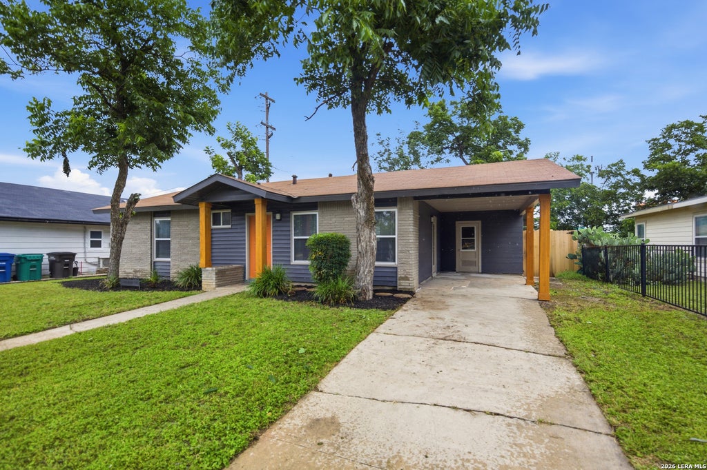 Photo of 634 Pinewood, San Antonio, TX 78216 (MLS # 1973512)