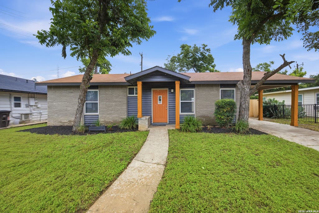 Photo of 634 Pinewood, San Antonio, TX 78216 (MLS # 1973512)