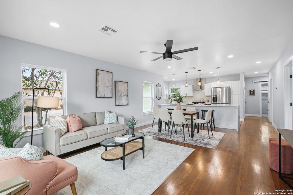 Photo of 1555 W Lullwood, San Antonio, TX 78201 (MLS # 1930308)