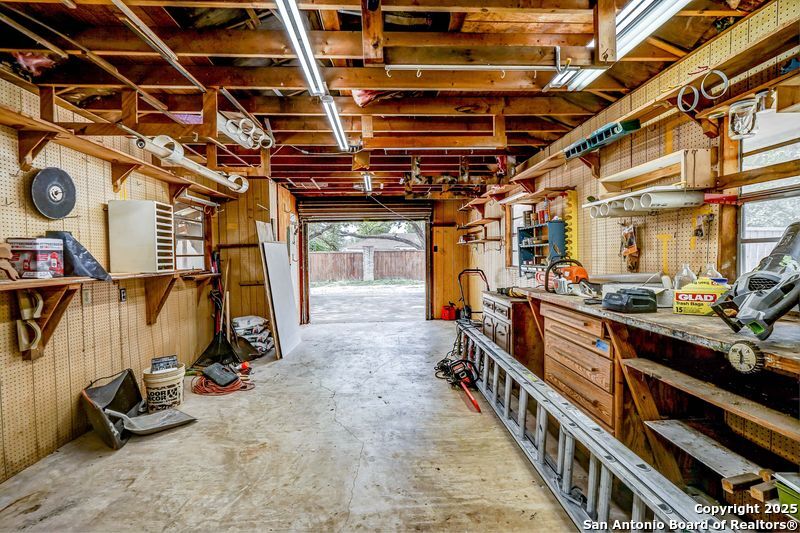 501 Balfour