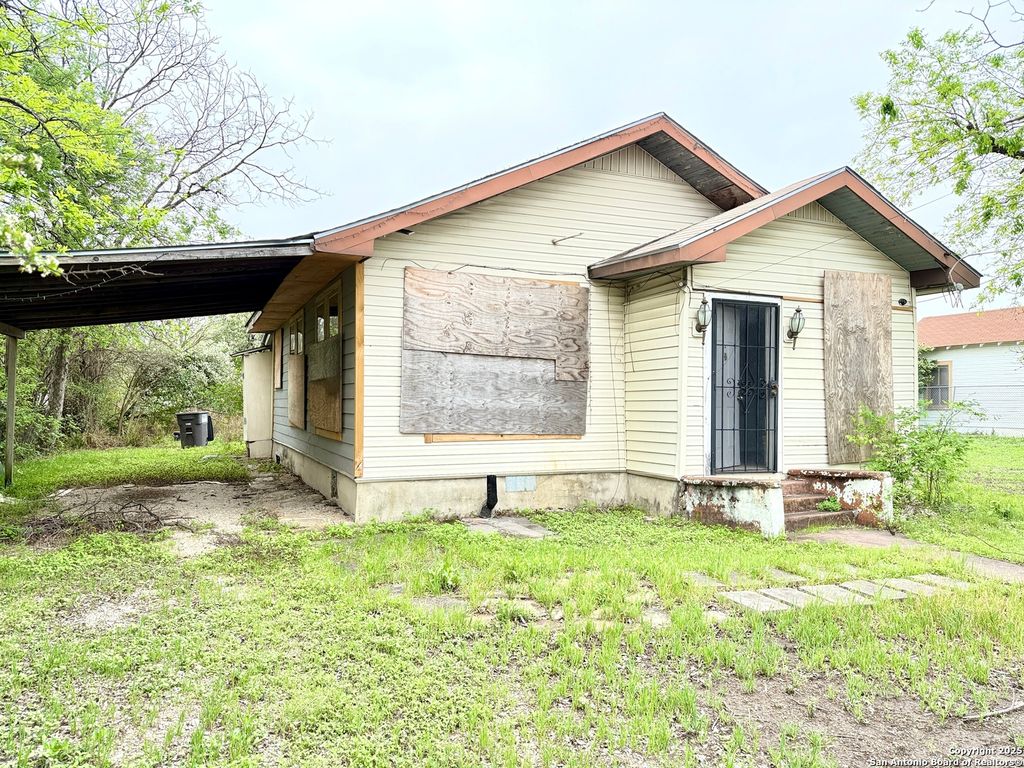 Photo of 716 Sherman, San Antonio, TX 78202 (MLS # 1855469)
