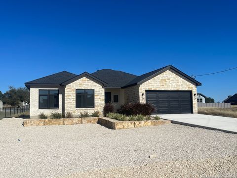 A home in Blanco