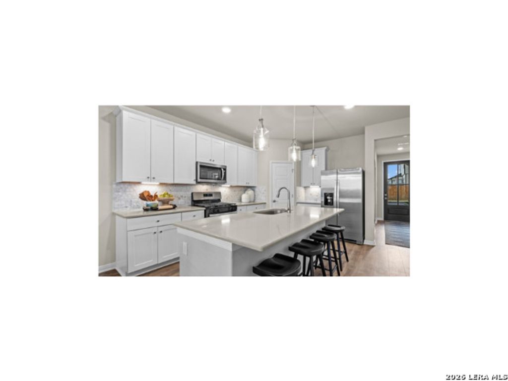 Photo of 10520 Bricewood Park, Helotes, TX 78023 (MLS # 1947992)