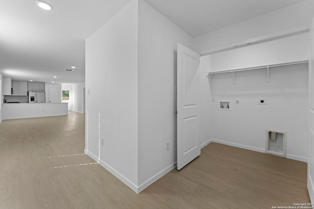 Photo of 7230 Brownleaf Dr, San Antonio, TX 78227 (MLS # 1930177)