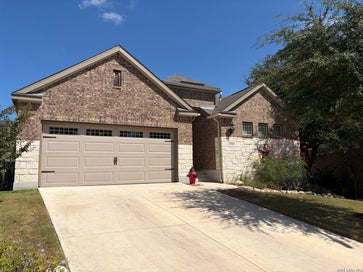 27915 LOKAYA FLS Boerne TX 78015