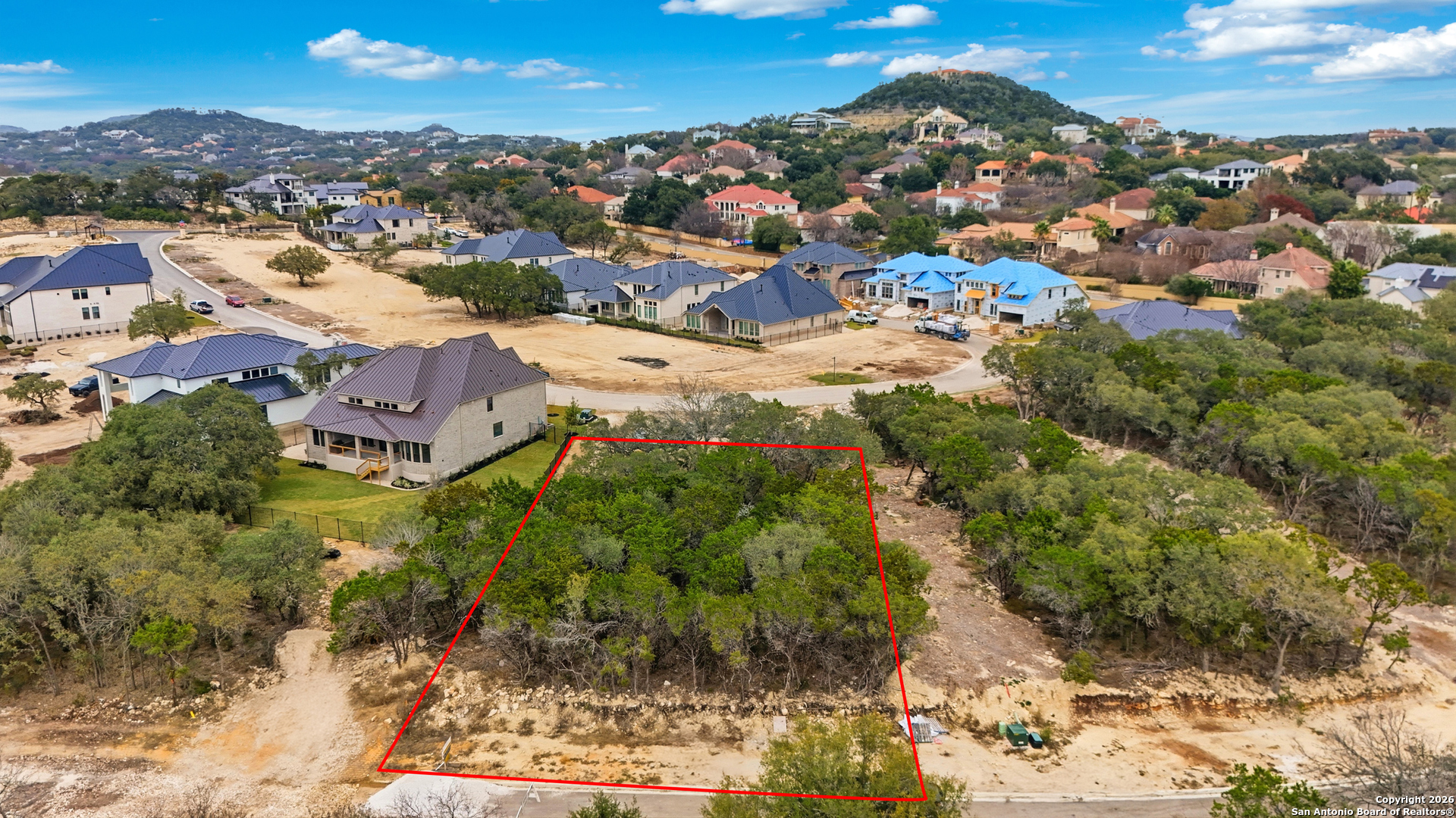 6619 Live Oak Valley