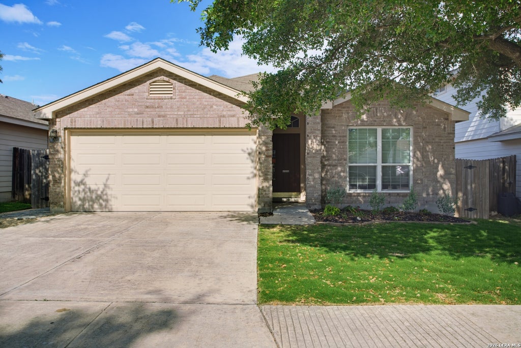Photo of 538 Lynx Mountain, San Antonio, TX 78251 (MLS # 1992142)