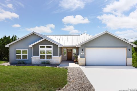 A home in Canyon Lake