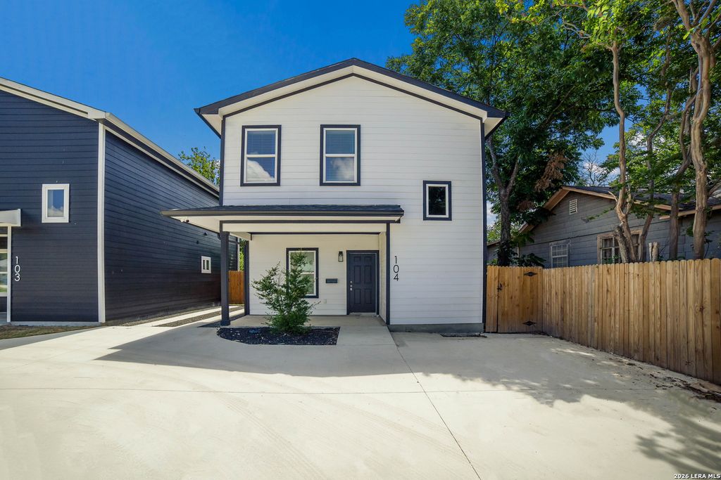 Photo of 1702 Hays UNIT 104, San Antonio, TX 78202 (MLS # 1958965)