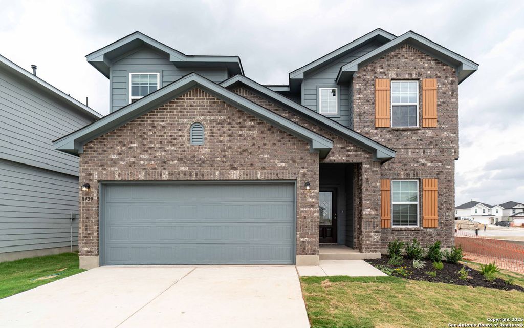 Photo of 8429 Sharpies Canyon, San Antonio, TX 78222 (MLS # 1853426)